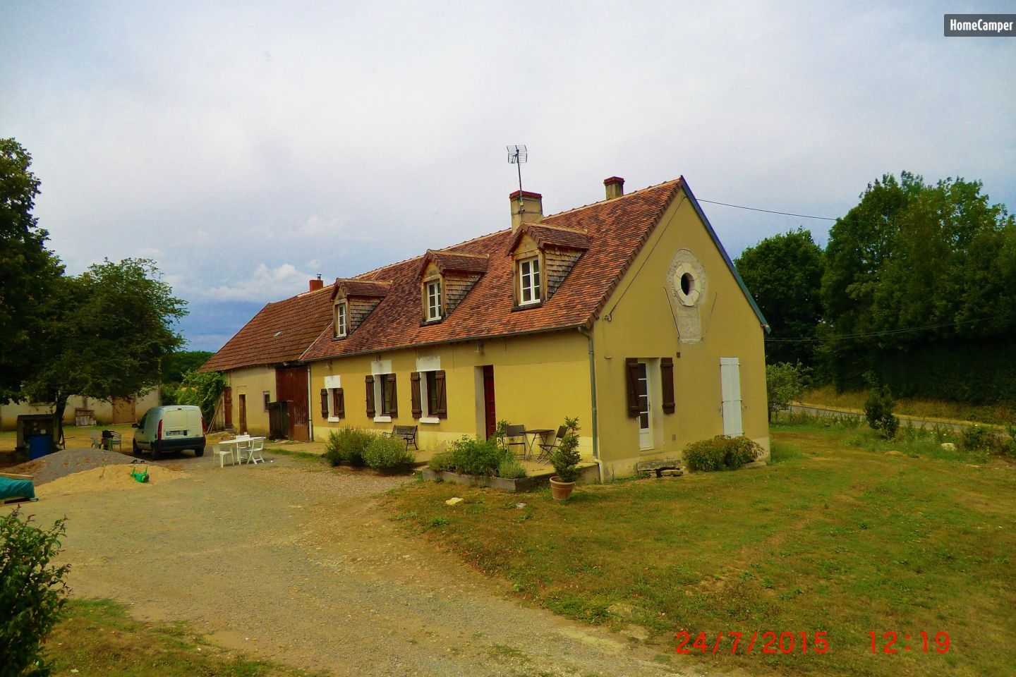 Campspace in Sarzay, Centre-Val de Loire