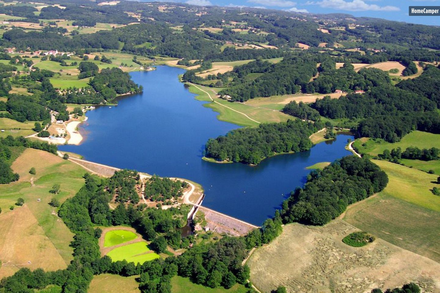Campspace in LATOUILLE-LENTILLAC, Occitanie