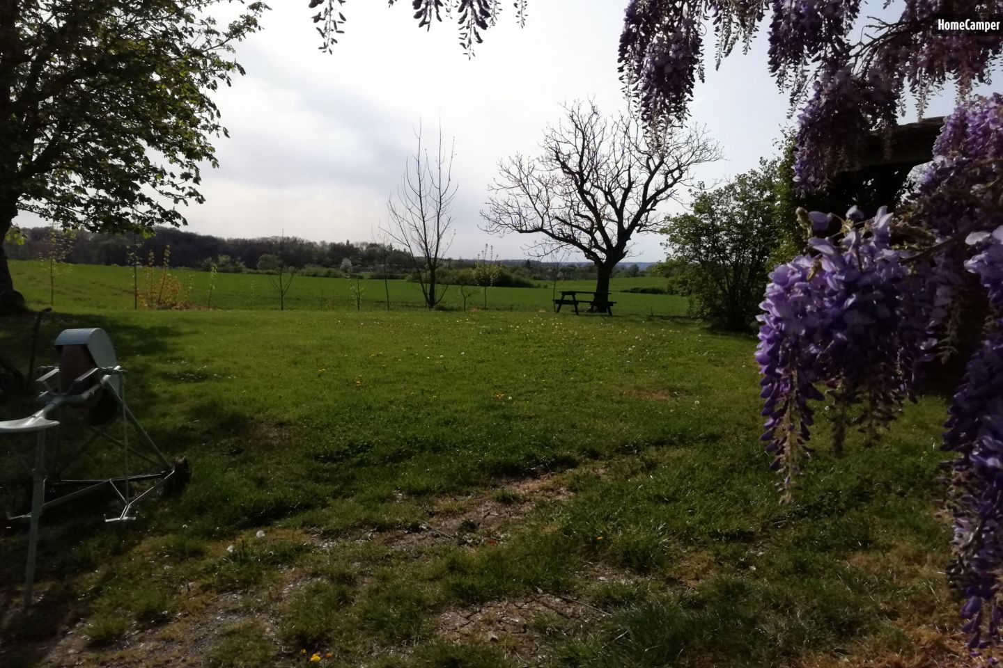 Campspace in Saint-Étienne-de-Villeréal, Nouvelle-Aquitaine
