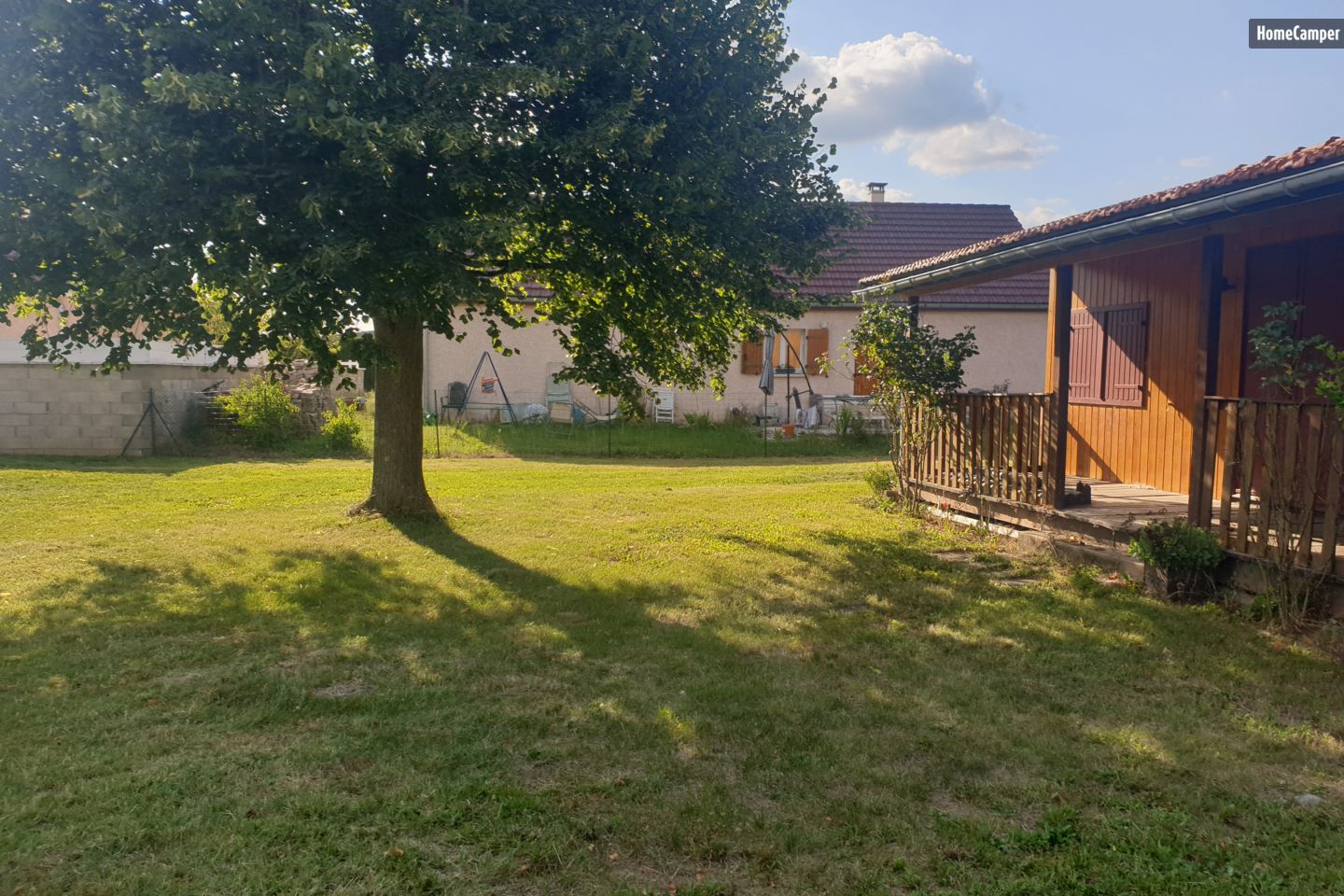 Campspace in Poncey-lès-Athée, Burgundy-Franche-Comté