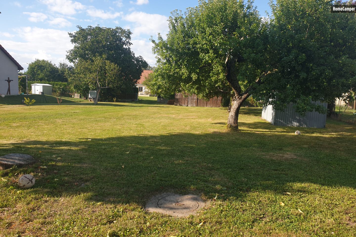 Campspace in Poncey-lès-Athée, Burgundy-Franche-Comté