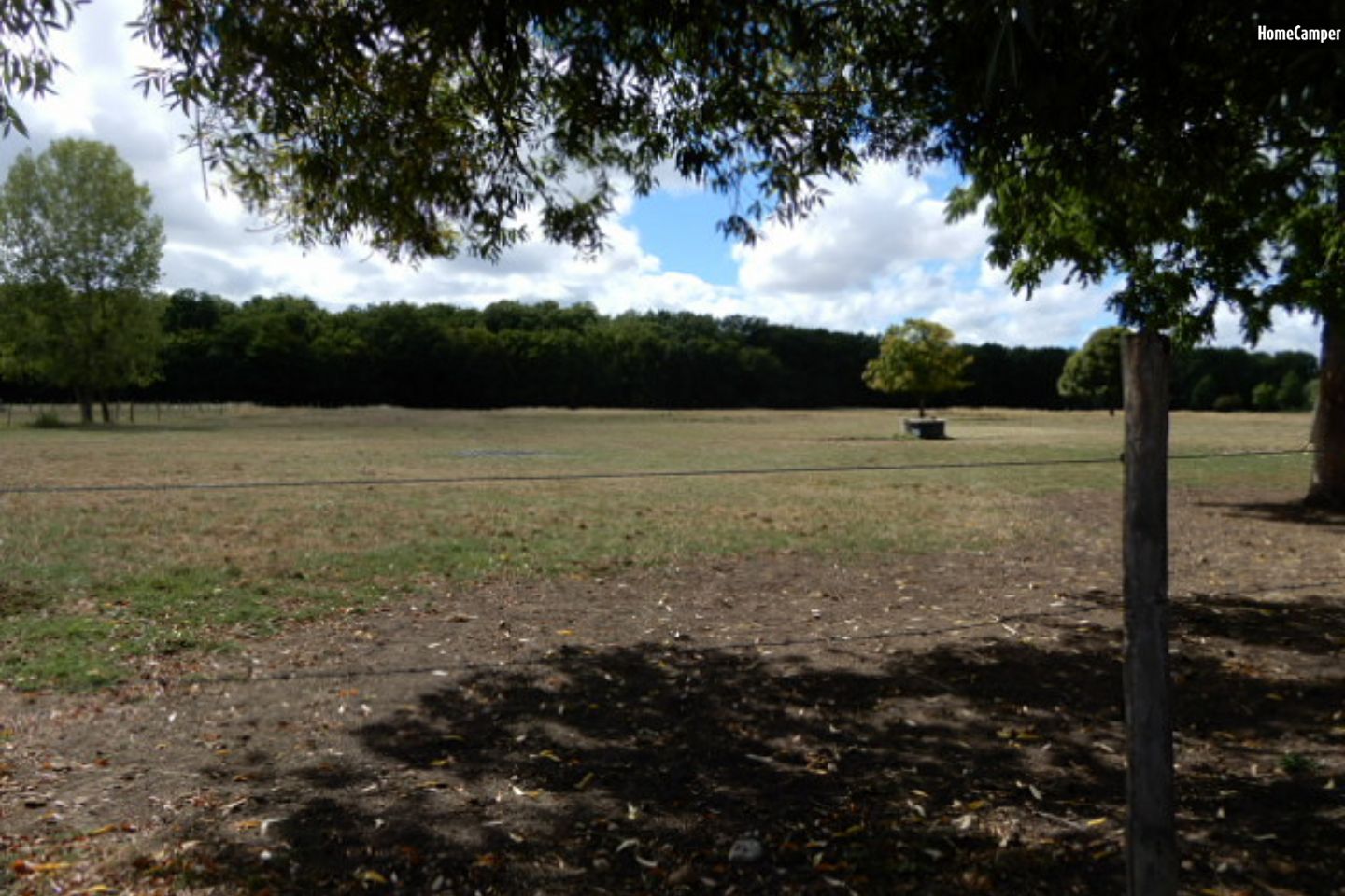Campspace in Saint-Germain-des-Bois, Centre-Val de Loire