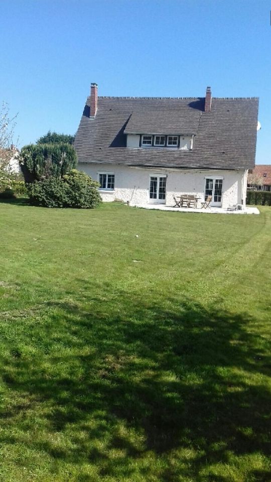 5 minutes from the beaches of Mers les Bains and Le Tréport.