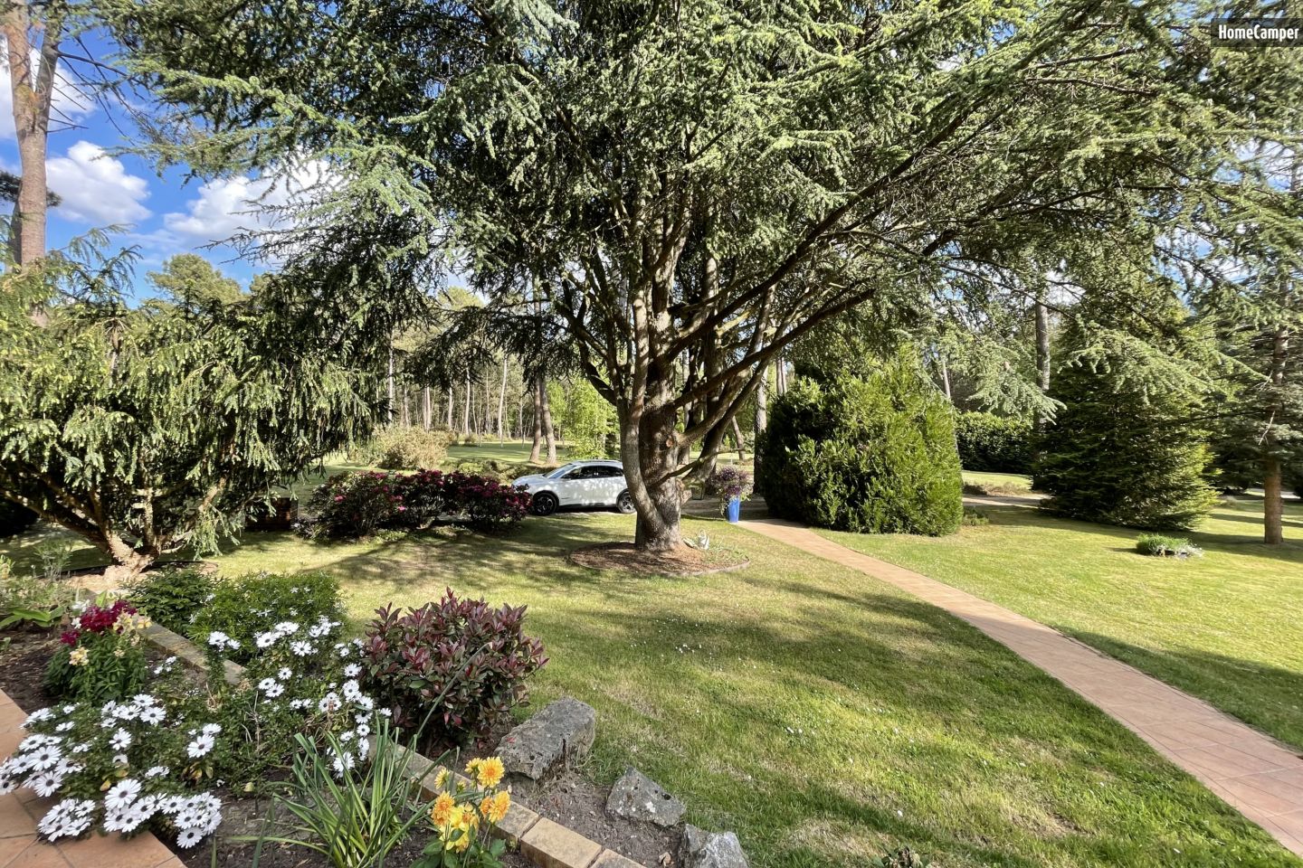 Campspace in Parigné-l'Évêque, Pays de la Loire