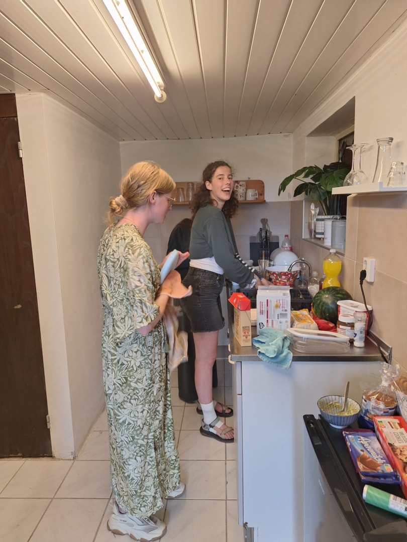 Kamperen in het groen, met ruimte om op adem te komen.