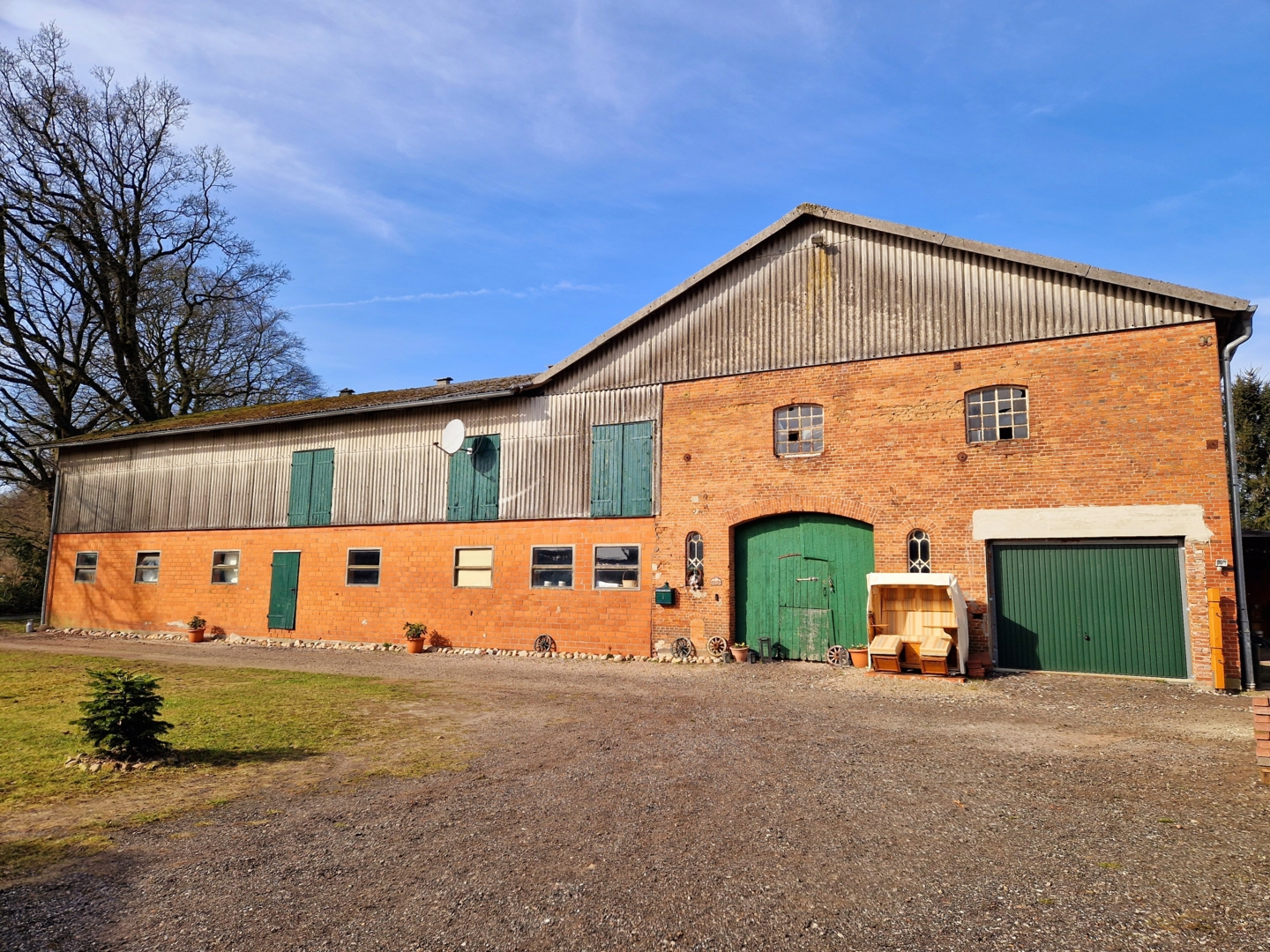 Resthof in a quiet location