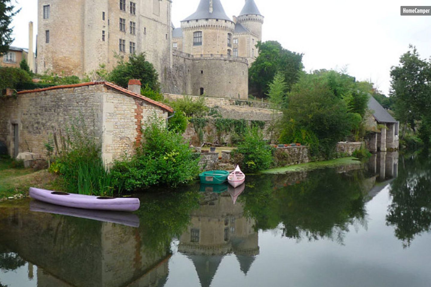 The Green Meadows of Roche in Verteuil-sur-Charente, New Aquitaine