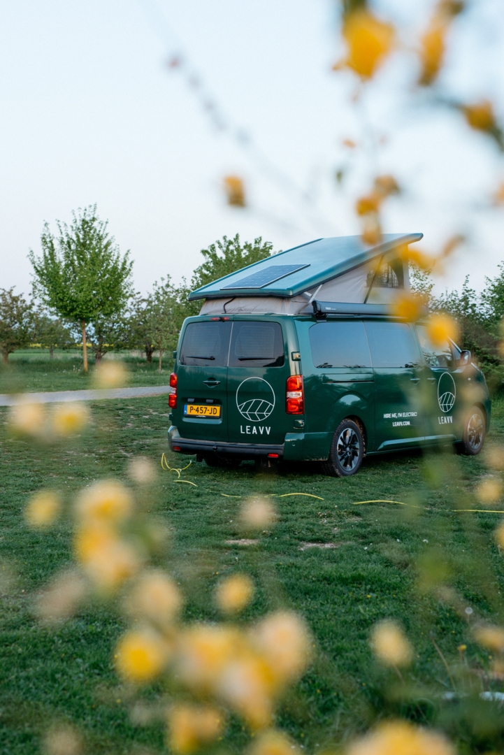 Camping / parking space on the winery with a view of the Rhine