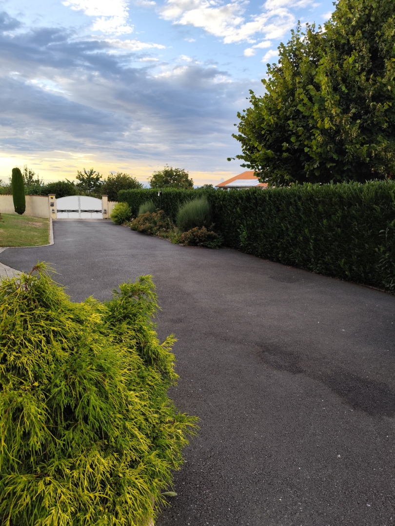 Campspace in Aveizieux, Auvergne-Rhône-Alpes