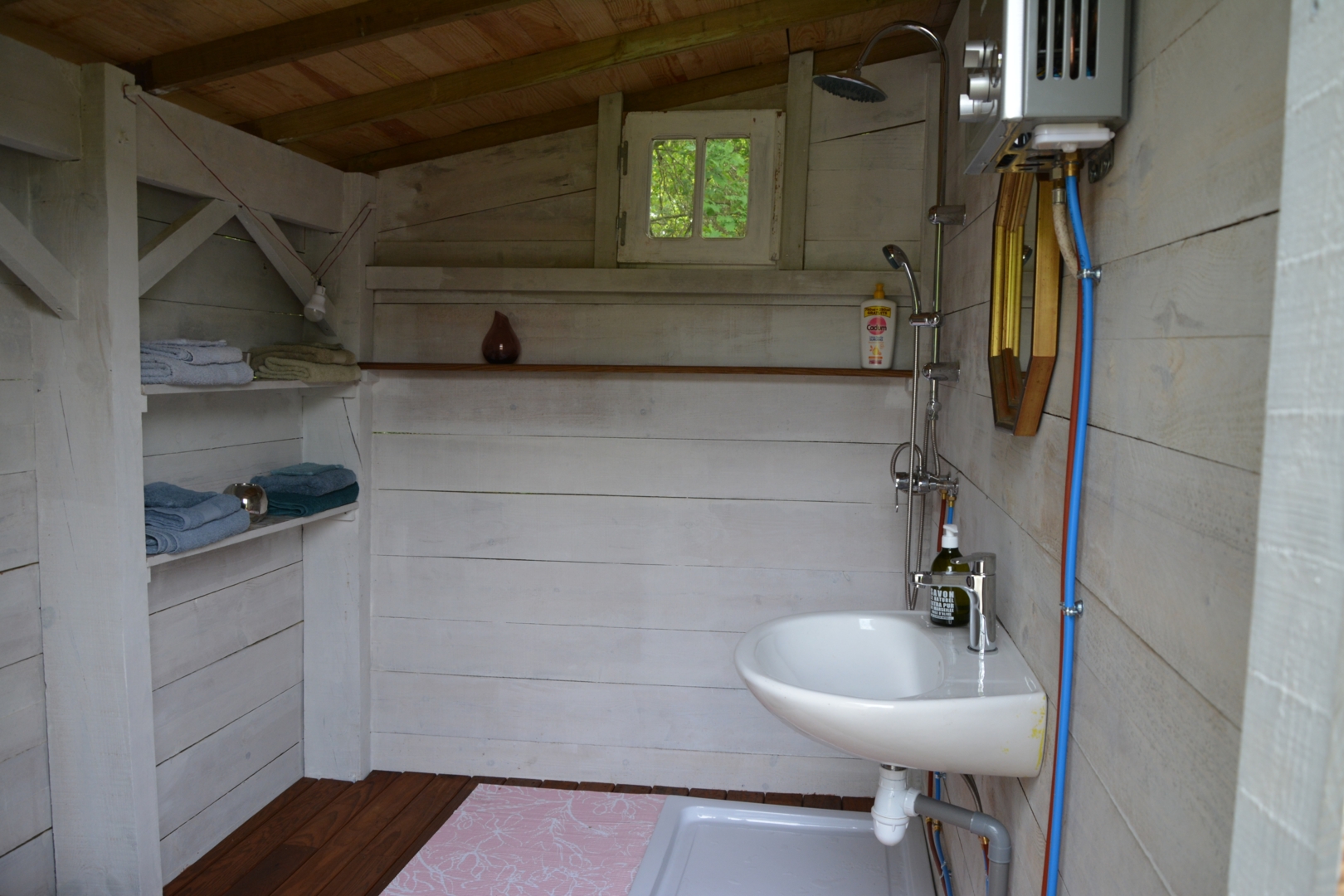 Campspace in Callen, Nouvelle-Aquitaine