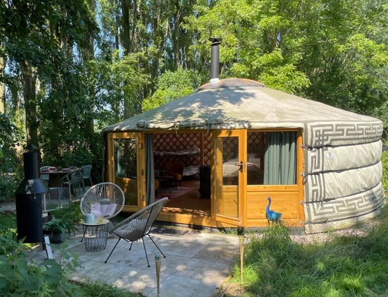 Natuurcamping aan het Markermeer - kamperen & accommodaties afbeelding 1