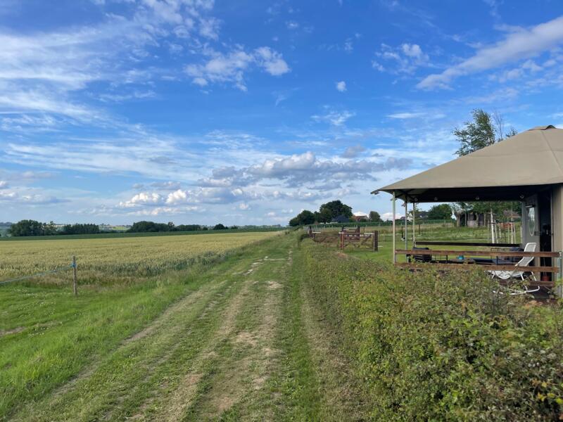 Glamping tent met panoramisch uitzicht