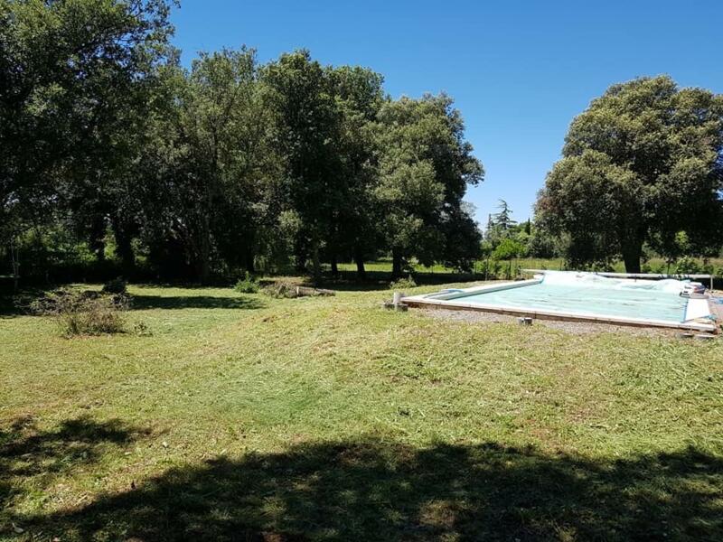 Campspace in St martin le vieil, Occitanie afbeelding