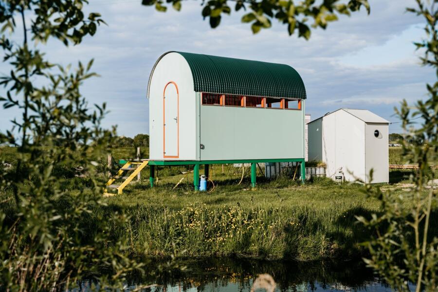 Kleiner, persnlicher und gemtlicher Campingplatz am Rande von Leiden.