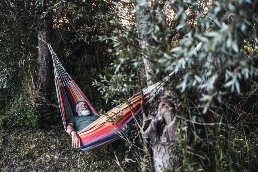 Ruhiges Camping an einem Fluss in schner Umgebung