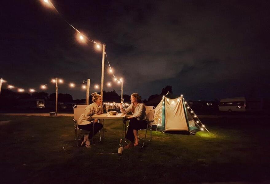 Small-scale, personal and cozy campsite on the edge of Leiden.
