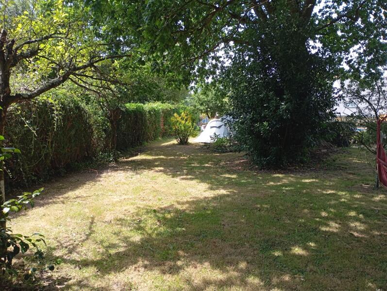 Kampeerplaats in PLESSE, Pays de la Loire afbeelding 1